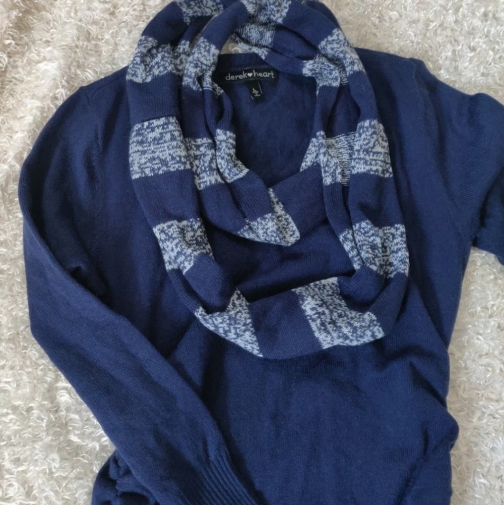 Women's Derek Heart Navy Blue Sweater with Patterned Infinity Scarf And Shirring